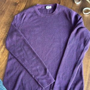 GAP lightweight top long sleeved. Deep purple.